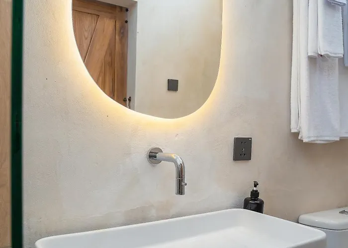 ゲストハウス Alaya Homes A - Luxury Japandi Loft In スミニャック